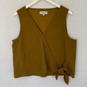 Madewell Thread Texture Wrap Tank Blouse Top